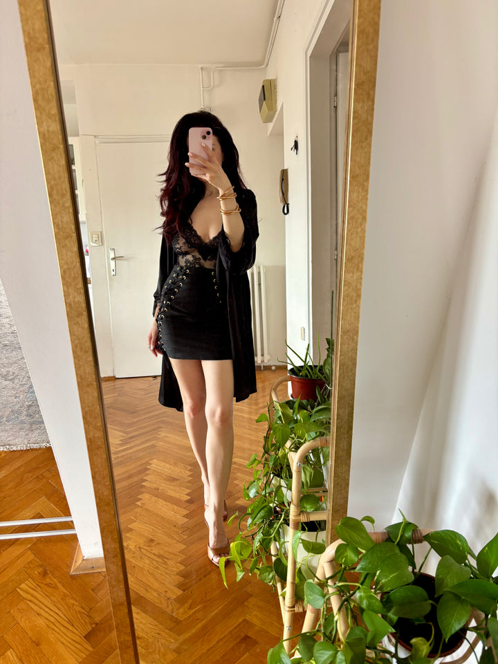 Silk Époque Double Slits Mini Skirt in Black